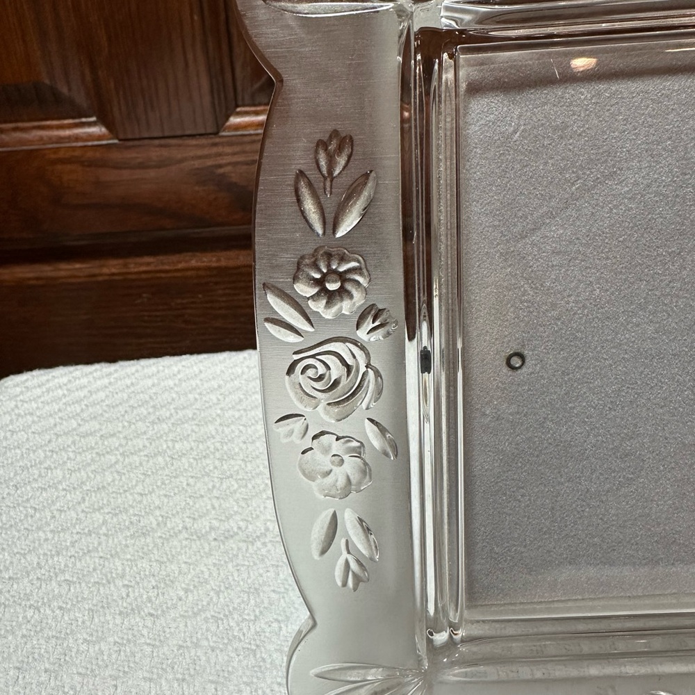 🖼️ ONEIDA Crystal Southern Garden Picture Frame - Picture 4 of 5